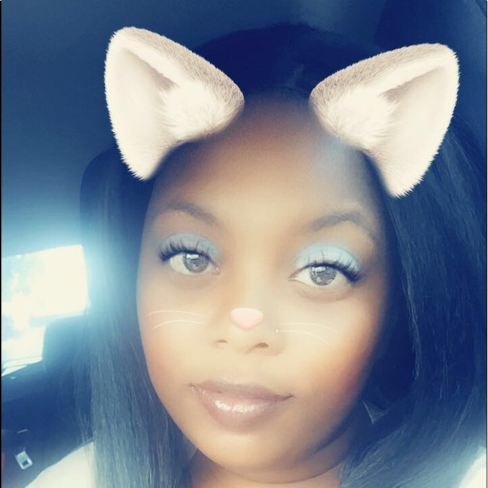 Meet your Posher, Tiffany